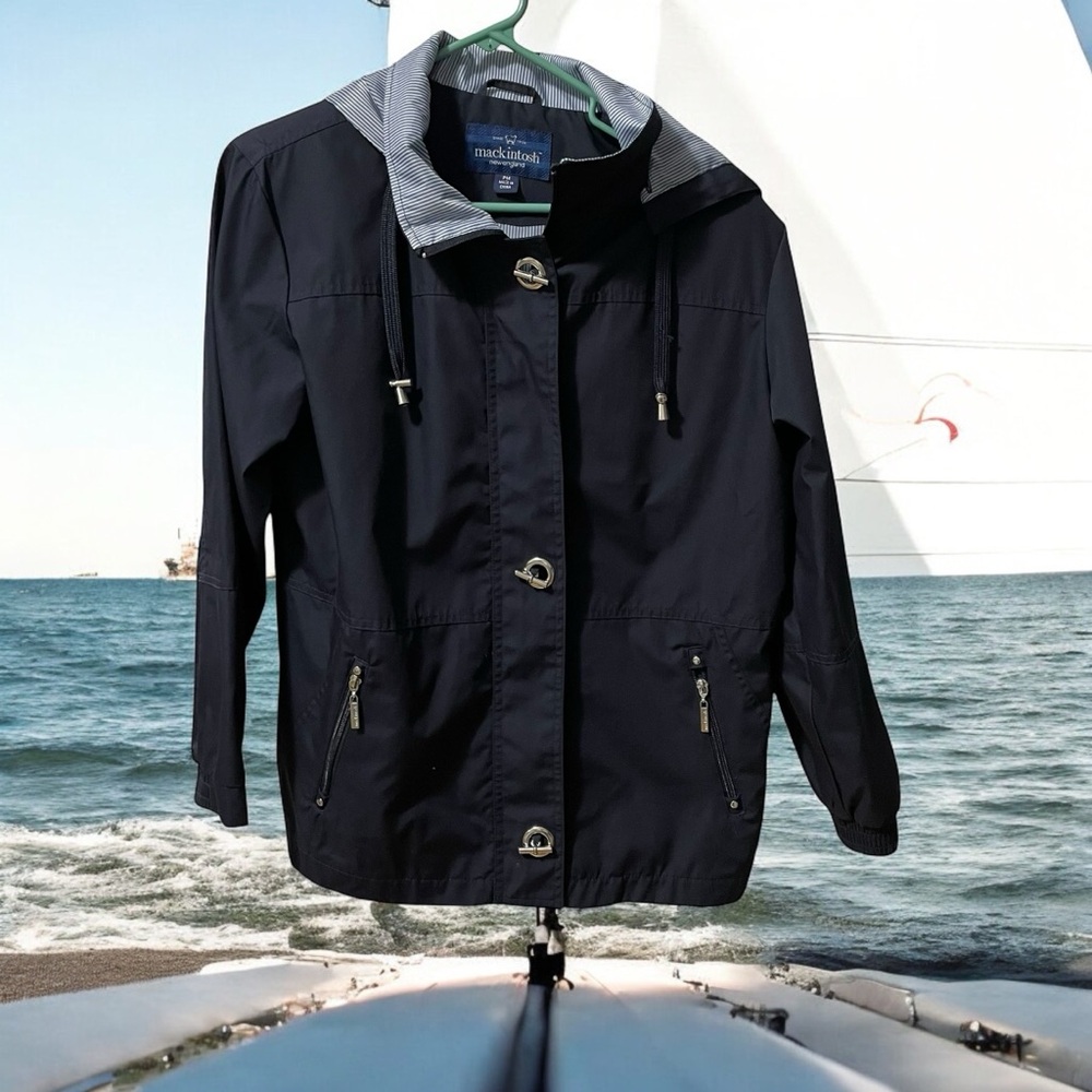 macintosh New England Hooded Raincoat Size PM Navy Blue Striped  Full Zip/Hooks